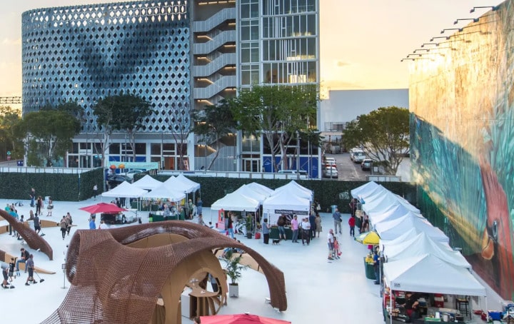 ¿Sabías que el lujo ya no solo se compra aquí… ahora se gestiona aquí?