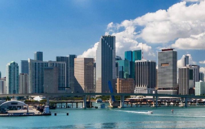 ¿Sabías que si Florida fuera un país, sería más rico que Arabia Saudita?